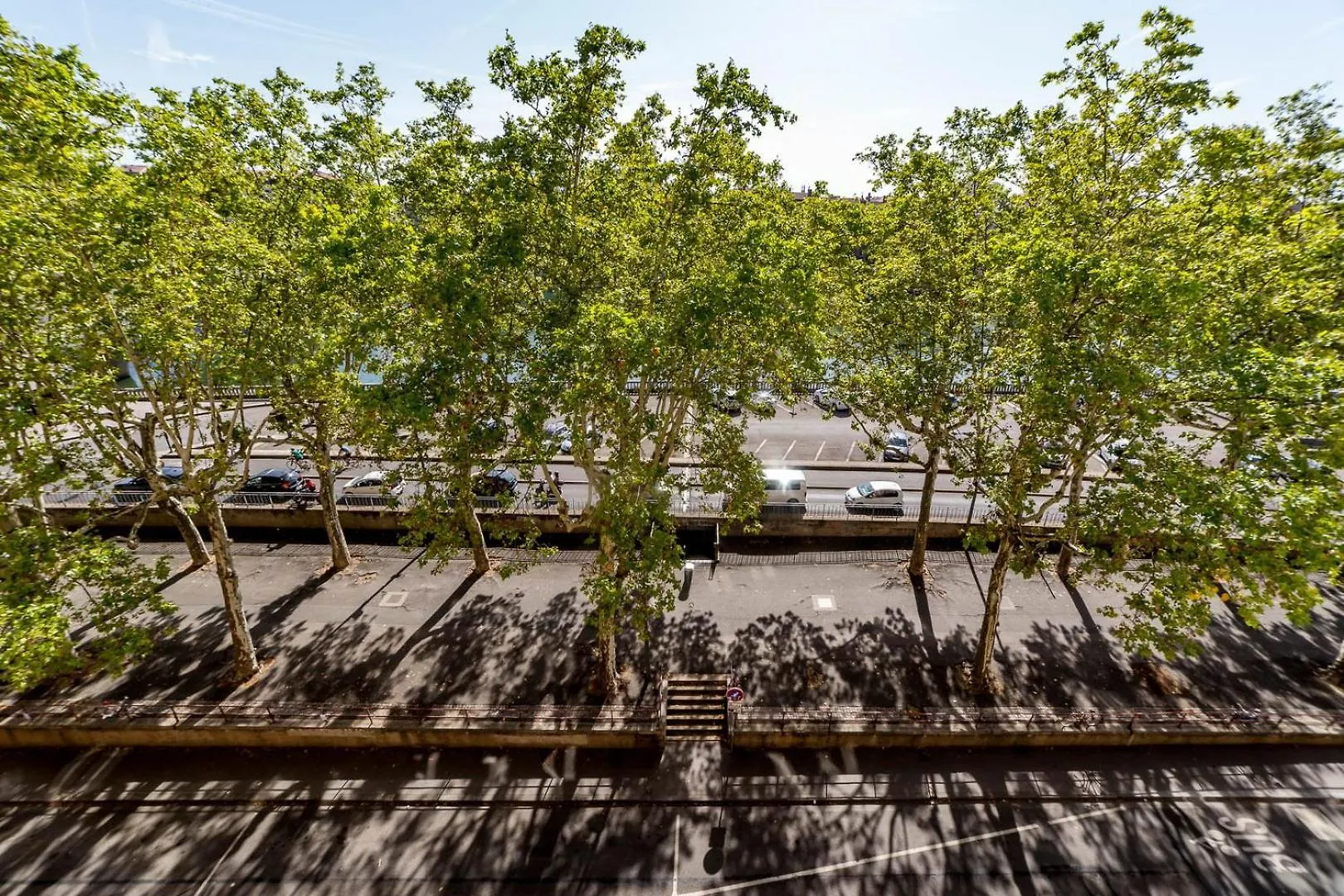 High-End Apartment Overlooking The Quays Ail Lyon